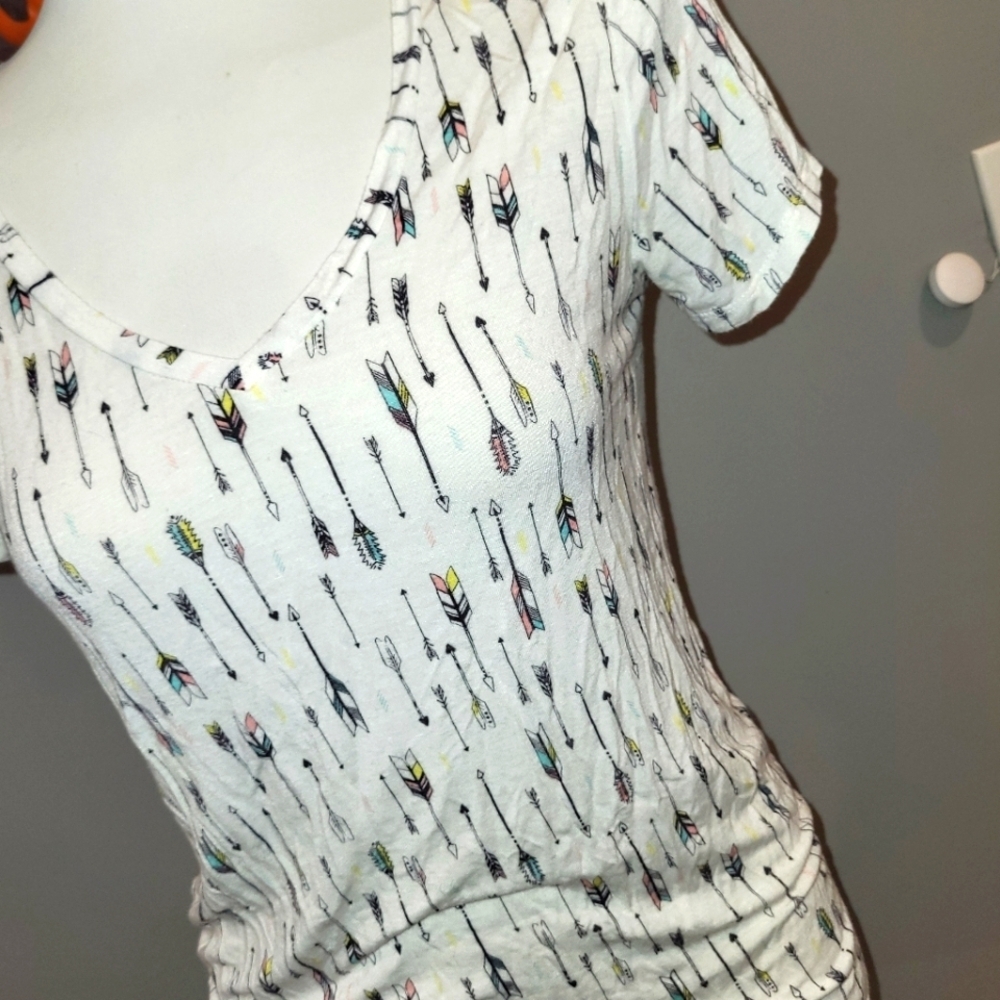 Arrow V-Neck Tee by Mudd - Picture 13 of 14